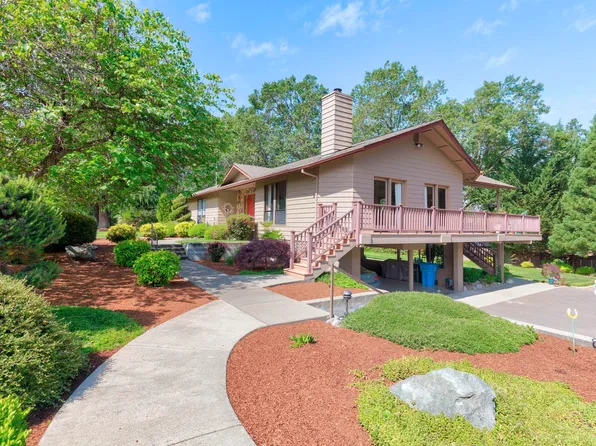 462 Espey Rd, Grants Pass, OR 97527
