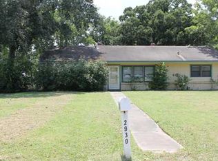 2930 Tennessee Ave, Bryan, TX 77803