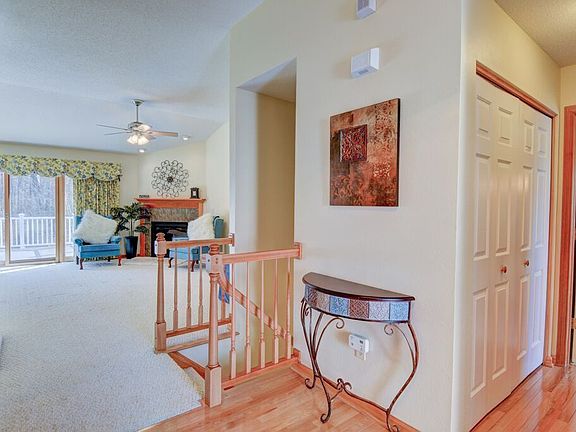 5th image of 33 Brittany Oaks