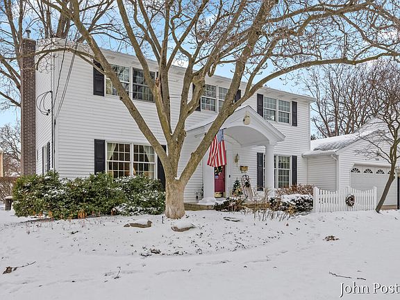 2nd image of 2401 Okemos Dr SE
