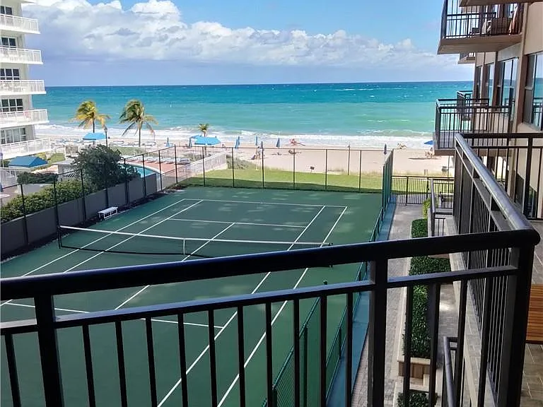 3800 Galt Ocean Dr #302 — Photo 1