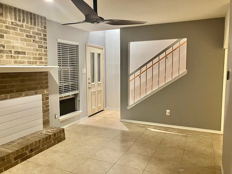 6010 Westcreek Dr #B — Photo 17