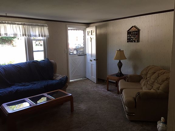 3rd image of 46 Old Country Way