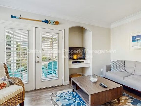 4th image of 5002 Mangrove Aly APT 104