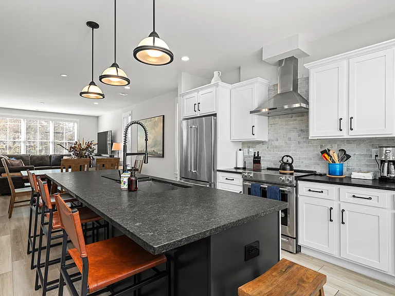 603 King Arnold St — Photo 23