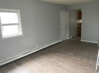 8 Randall St FLOOR 2, Pawtucket, RI 02860