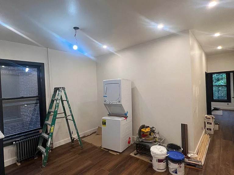 2831 Church Ave #2R — Photo 3