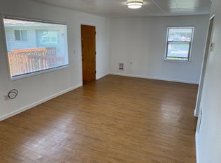 3739 W G St #A, Bremerton, WA 98312