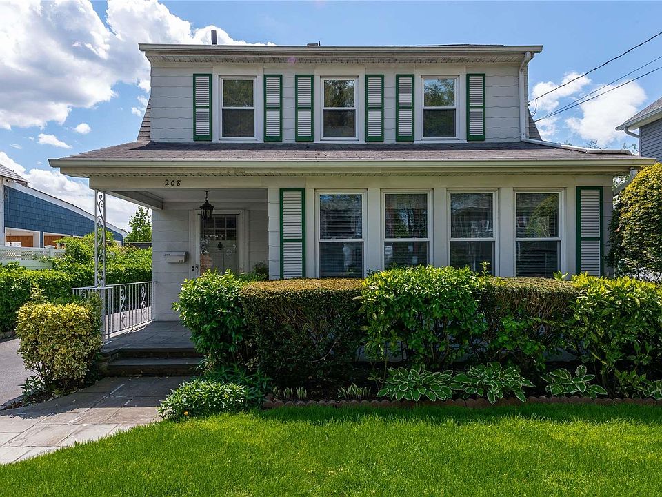 1st image of 208 Drexel Avenue