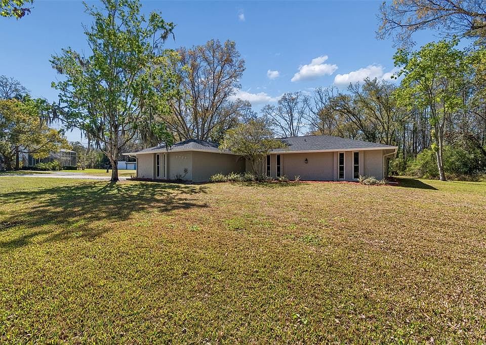 1st image of 10909 Candy Ln