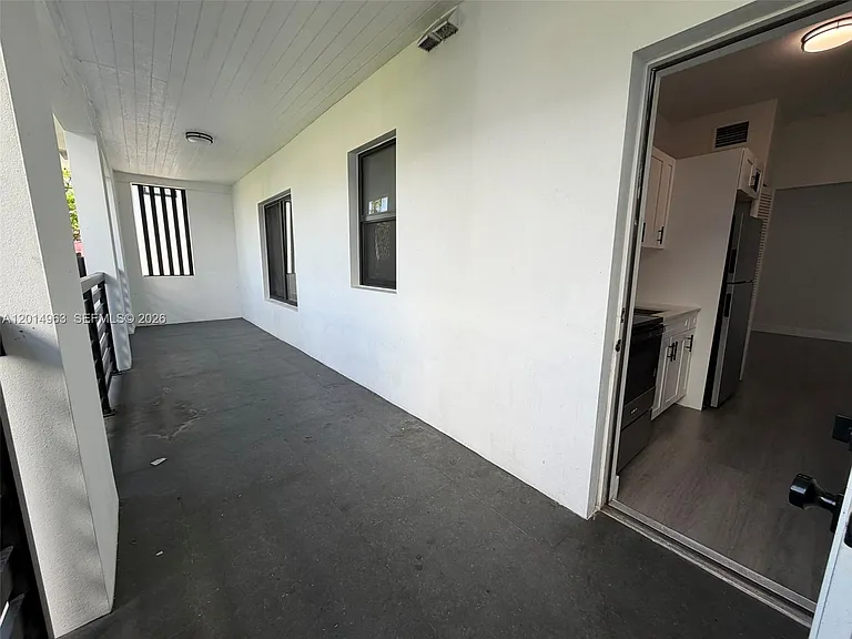 638 SW 21st Ave #1 — Photo 7