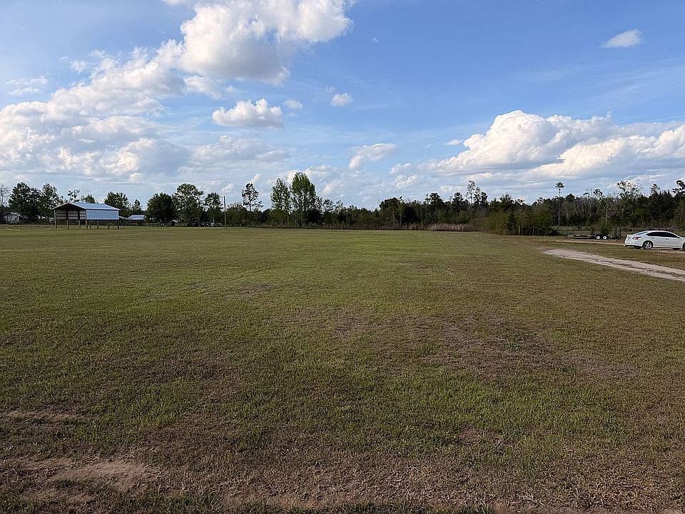 1st image of 18753 SW Matthew Wood Rd