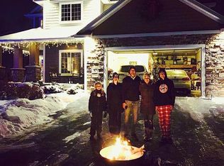 2547 Dahl Ave E, Maplewood, MN 55119