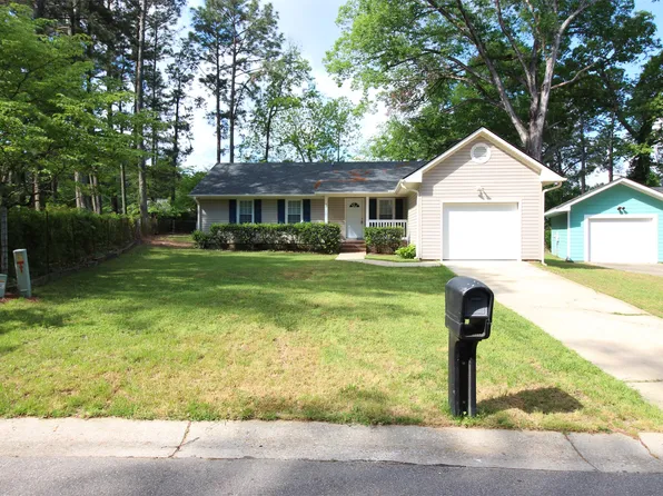 3215 Varrene St, Fayetteville, NC 28303