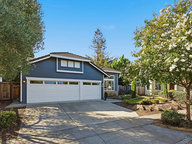 1439 Gordon Dr — Photo 52