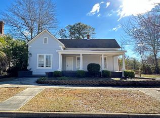 403 Ridge Ave N, Tifton, GA 31794