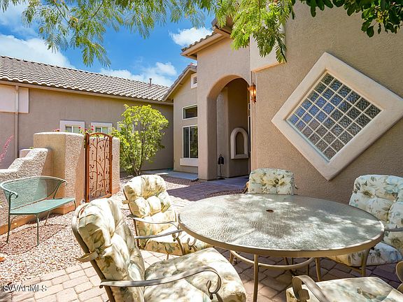 3rd image of 6095 E La Privada Drive