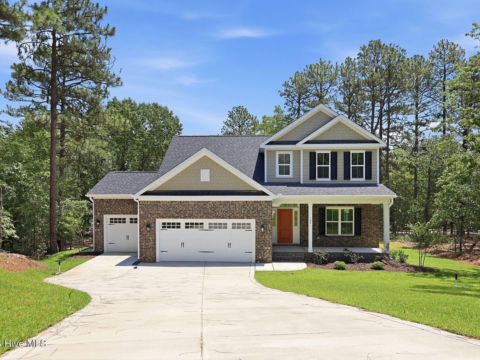 1st image of 104 Tiverton Court