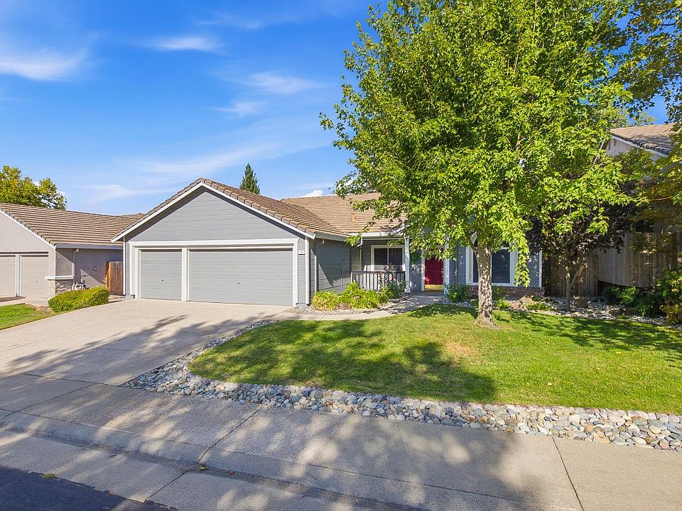 1st image of 209 Wisteria Ct