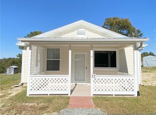 19 Myrtle Ln, Sanford, NC 27332