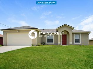 2229 NW Juanita Pl, Cape Coral, FL 33993
