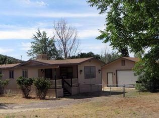 17007 W Rich Hill Rd, Peeples Valley, AZ 86332