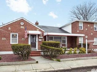 10 Kerrigan St, Long Beach, NY 11561