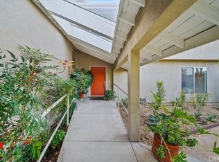 4631 Ellenita Ave, Tarzana, CA 91356