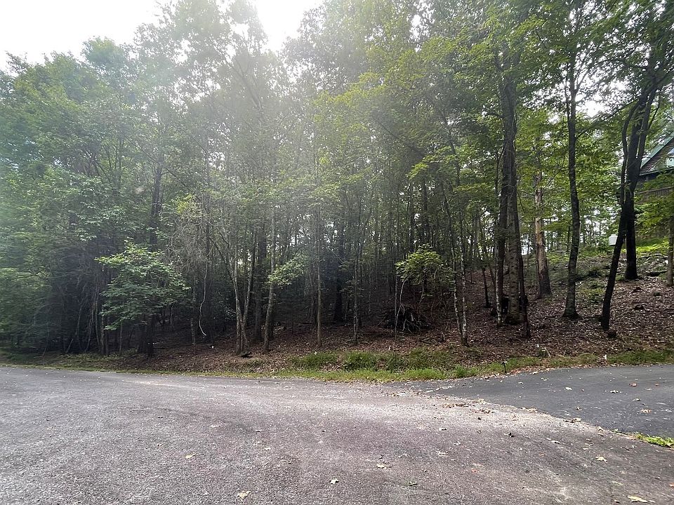 1st image of 15AC Satsuma Ct N