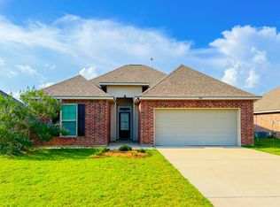 1919 Calvin Ct, Lake Charles, LA 70607