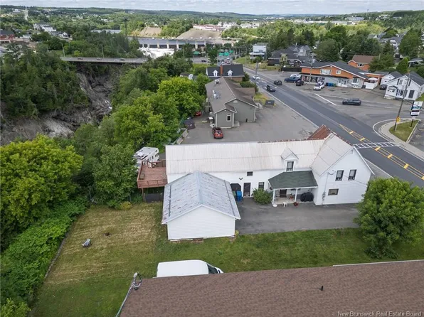 90 Tobique Rd, Grand Falls, NB E3Y 1B9