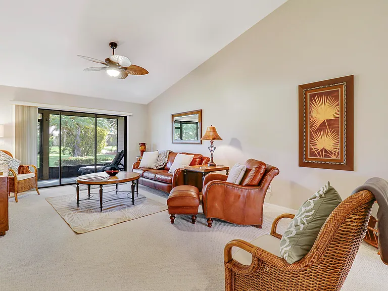 6179 SE Georgetown Pl — Photo 20