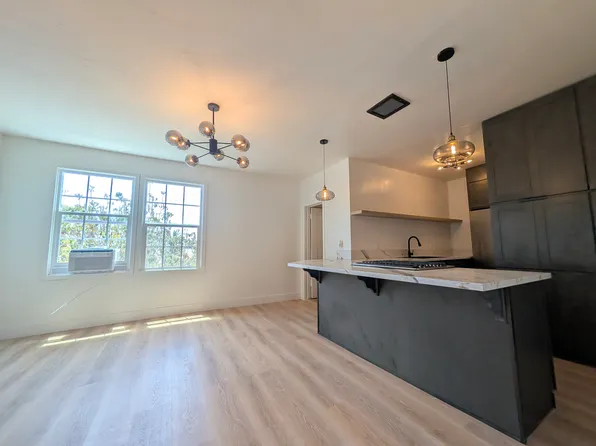 300 N Bonnie Brae St APT 302, Los Angeles, CA 90026