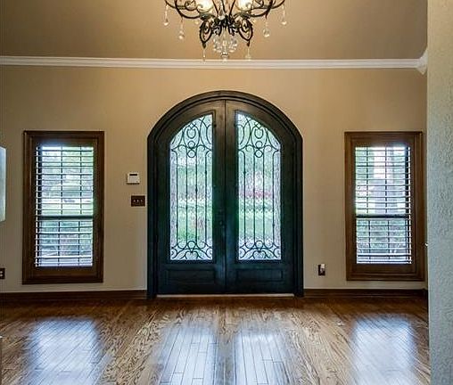 5th image of 428 Victorian Dr