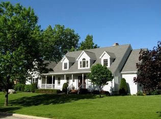 865 Applegate Ave, West Chicago, IL