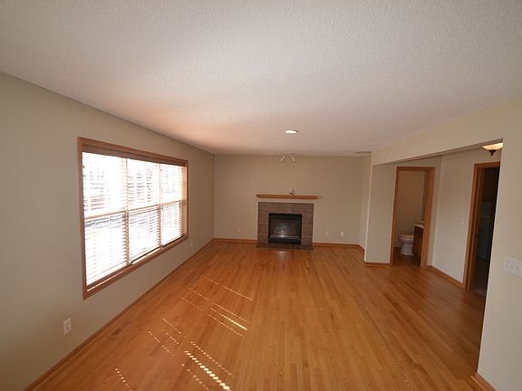 5th image of 9424 Evergreen Ave N