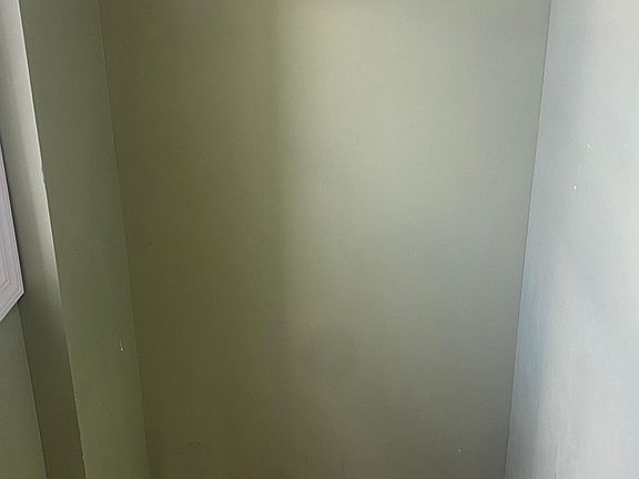 2nd image of 84 Columbia Ave Floor 3