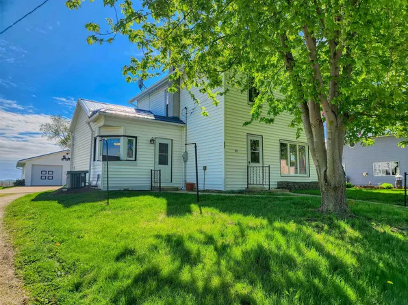 805 N Kent Rd, Kent, IL 61044