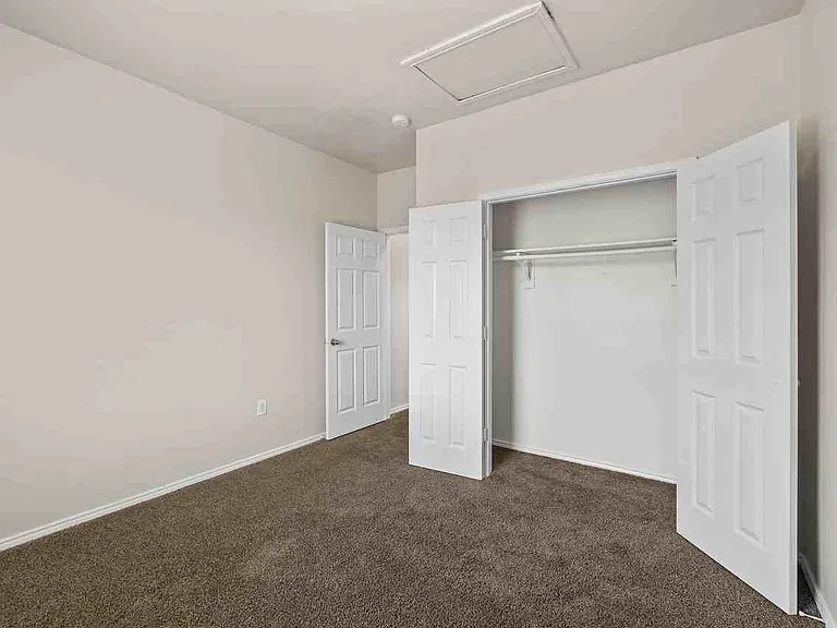 Prairie Estates — Photo 49