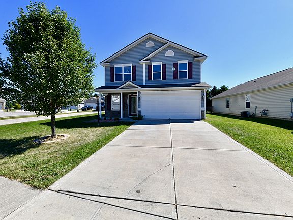 2nd image of 15528 Sandlands Cir
