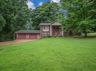 121 Rouse Rd, Dickson, TN 37055