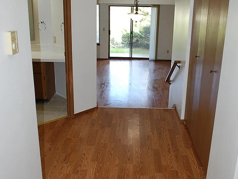 108 Kensington Ave S #2 — Photo 3