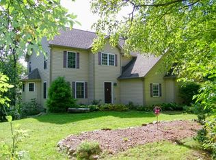 19 Guldin Ln, Boyertown, PA 19512