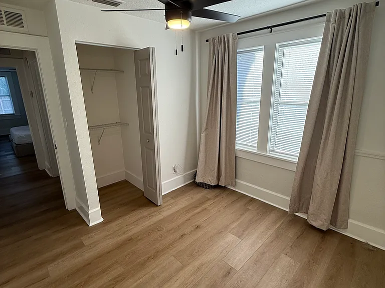 4624 Iris St N — Photo 17
