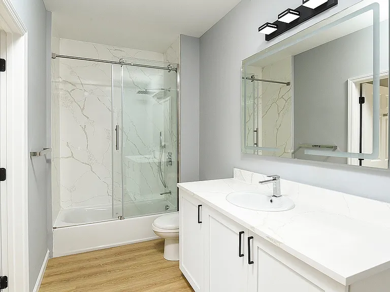 Bathroom 1 Bed