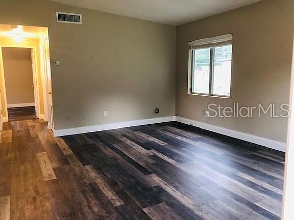 4th image of 801 S Dillingham Ave