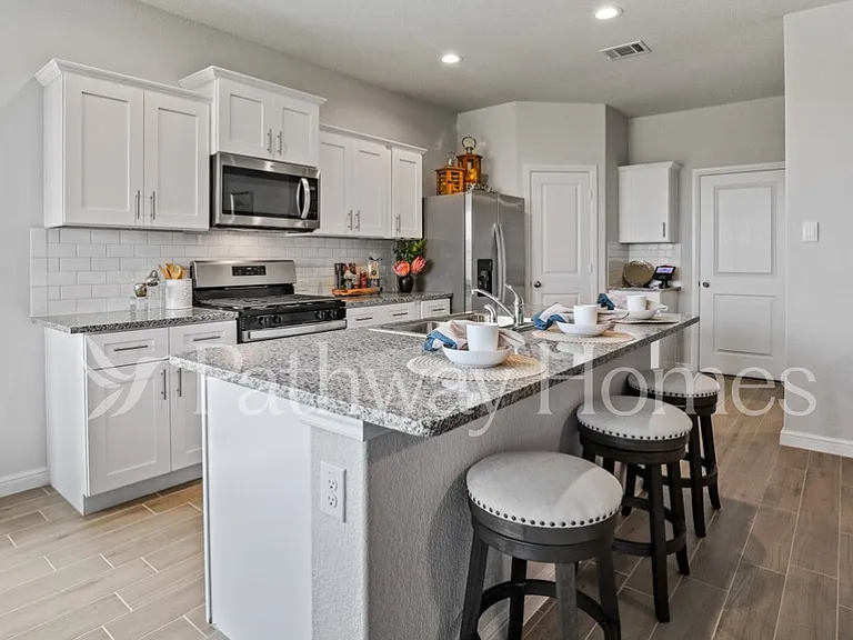 4304 Cario Ln — Photo 2