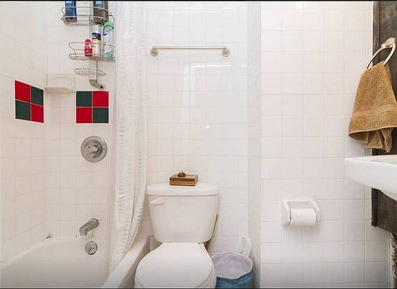 5th image of 520 E 14th St APT 14