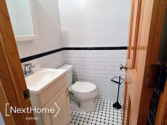 Rented by NextHome Empire