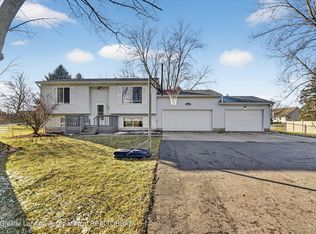 1765 N Eifert Rd, Holt, MI 48842